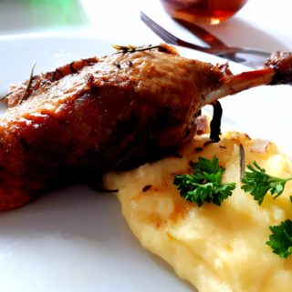 Slavnostní oběd – pečená kachna s netradiční rebarborou